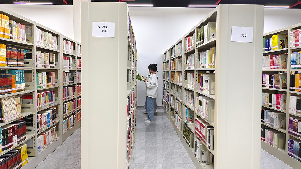 圖書館舉辦“走進名著，品味經典”世界讀書日活動